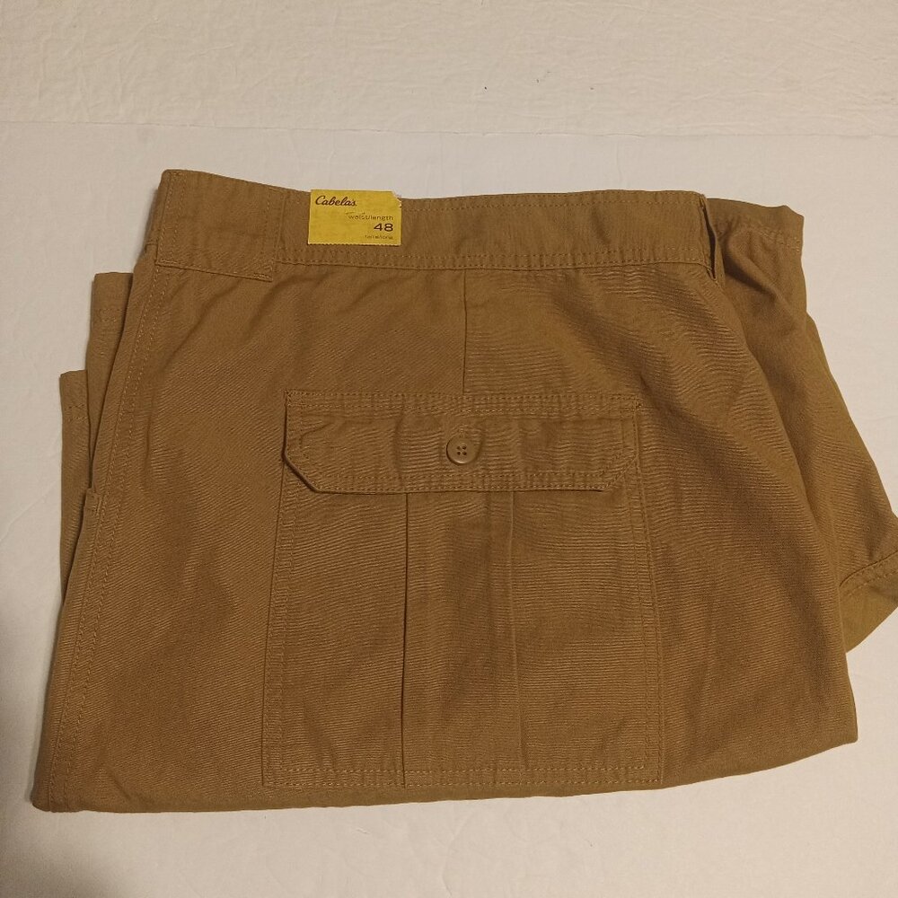 Cabela's Men's 9" Legendary 7 Pocket Hiker Shorts Size 48 NWT